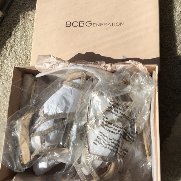 BCBG Diamonte Sandals - Unworn - Picture 14 of 14
